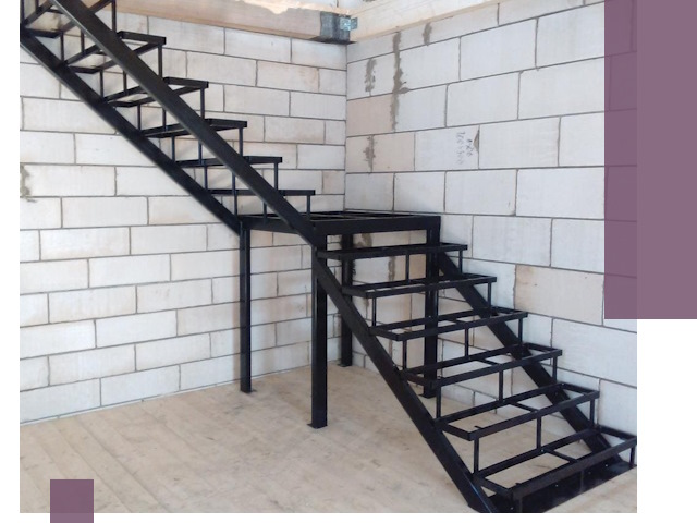 Лестницы на металлокаркасе под ключ в Курганинске — изготовление и монтаж