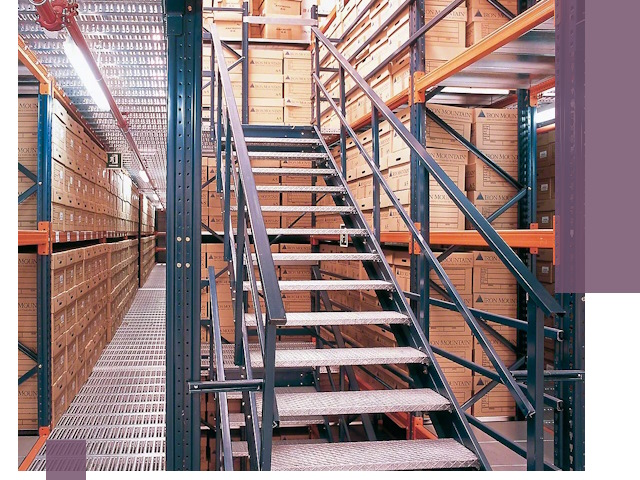 Лестницы складские прочные и безопасные под ключ в Курганинске