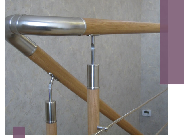 Комбинированные перила на заказ в Курганинске — монтаж и производство