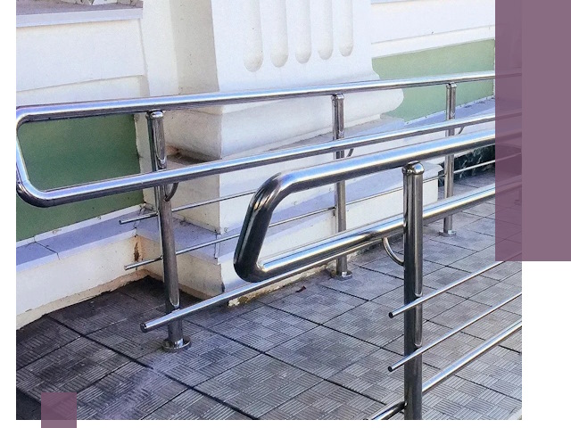 Ограждения пандусов из металла и нержавейки в Курганинске