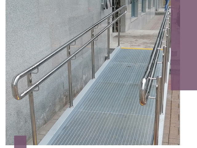 Пандусы для инвалидов в Курганинске — изготовление и монтаж