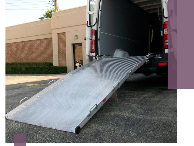 Мобильные пандусы в Курганинске — производство, монтаж и аренда