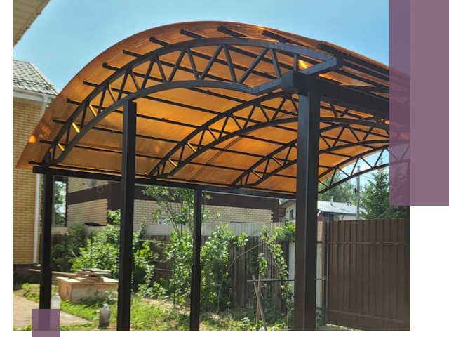 Изготовление навесов под ключ в Курганинске из качественных материалов