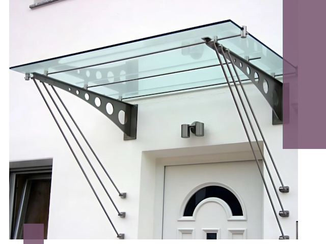 Козырьки над входом под ключ в Курганинске — изготовление и монтаж