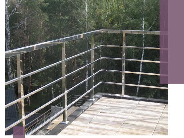 Парапеты из нержавеющей стали в Курганинске — изготовление и монтаж